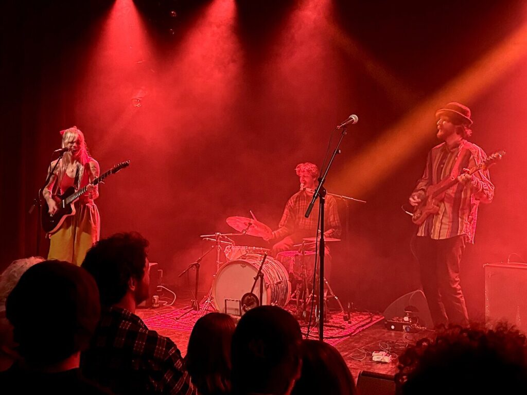 De band Misty River in Oss